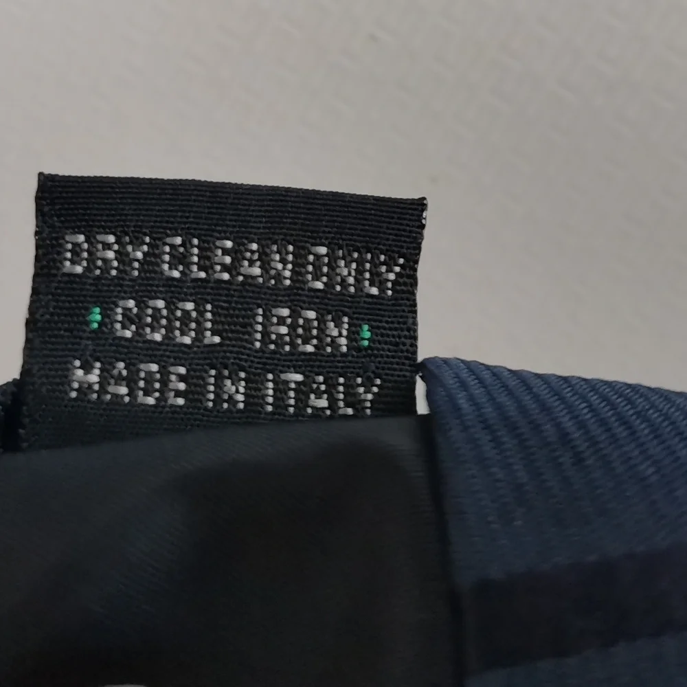 BURBERRY LONDON STRIPED SILK TIE
